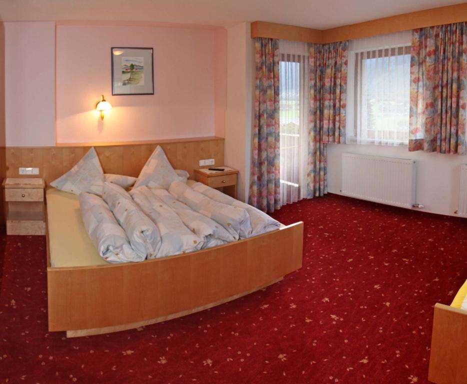 Ferienwohnung Haus Ferienglück Neustift im Stubaital Zimmer foto