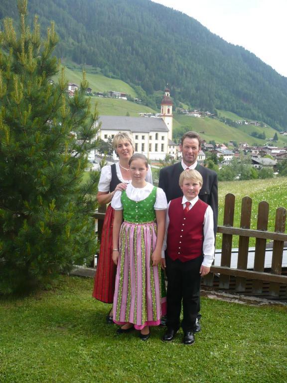Ferienwohnung Haus Ferienglück Neustift im Stubaital Exterior foto